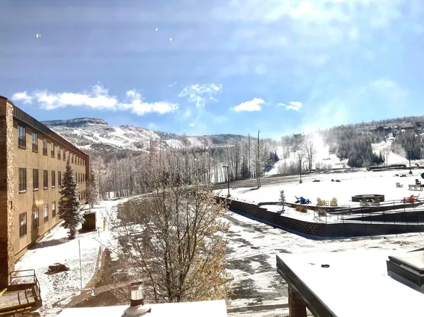 223 Hunter Ridge Rd #A202, Brian Head, UT 84719