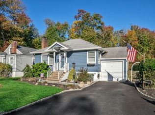 53 Hillcrest Dr, Wayne, NJ 07470