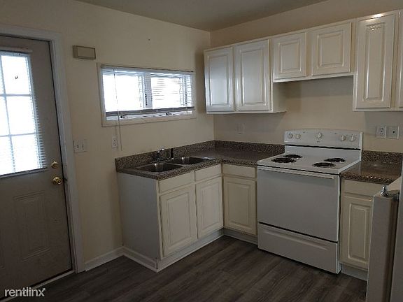 4th image of 164 Maple Ave APT 1B