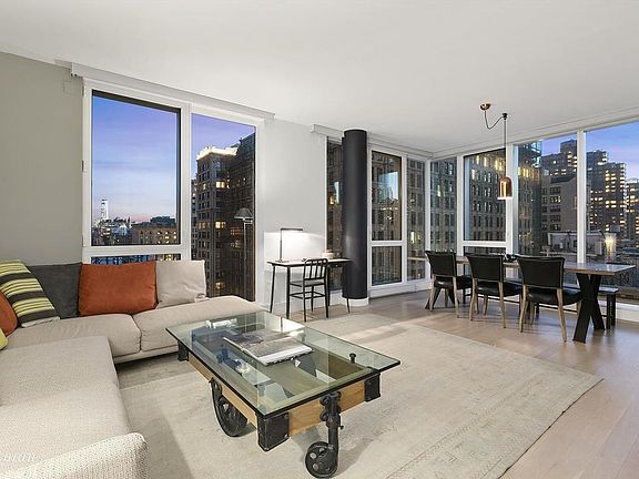 2nd image of 241 5th Ave APT 17A