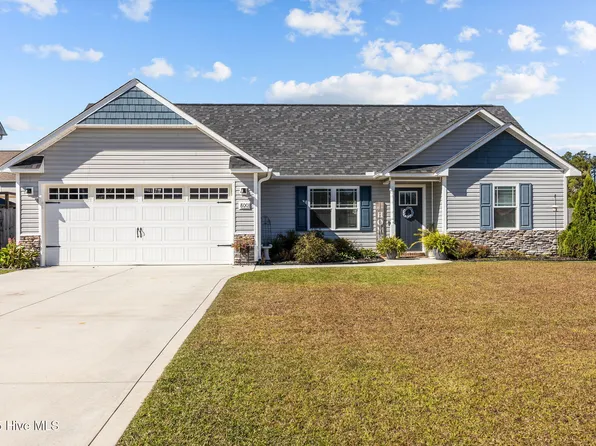 800 Cross Wind Court, Sneads Ferry, NC 28460