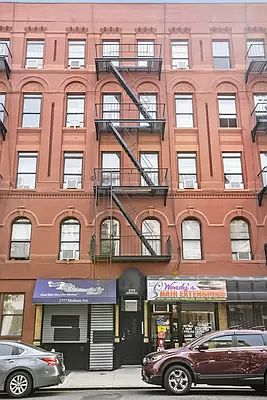 5th image of 1777 Madison Ave #33