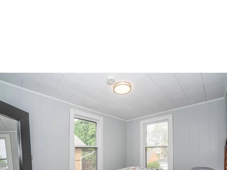 30 N 1st St #2 — Photo 12