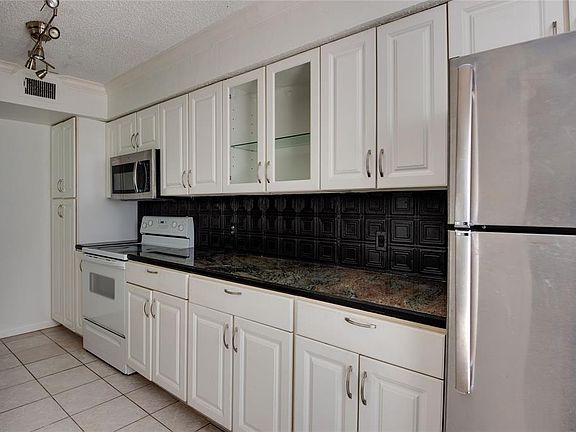 2nd image of 6201 Beverlyhill St APT 12