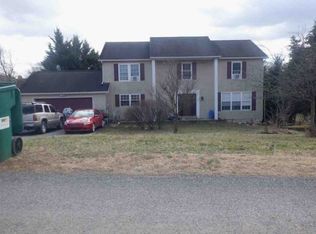 2402 Hoffman Rd, Greencastle, PA 17225