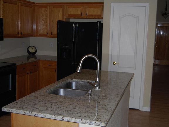 4th image of 6638 W Monona Dr