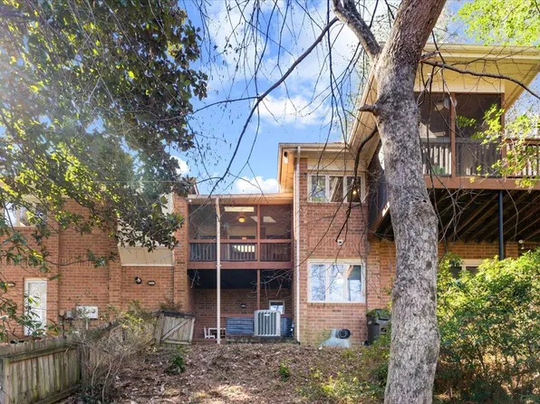 108 Campbell Ln, Chapel Hill, NC 27514