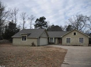 13 Woodcrest Dr, Searcy, AR 72143