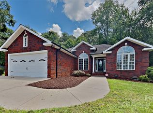 714 Ferndale Dr, Statesville, NC 28677