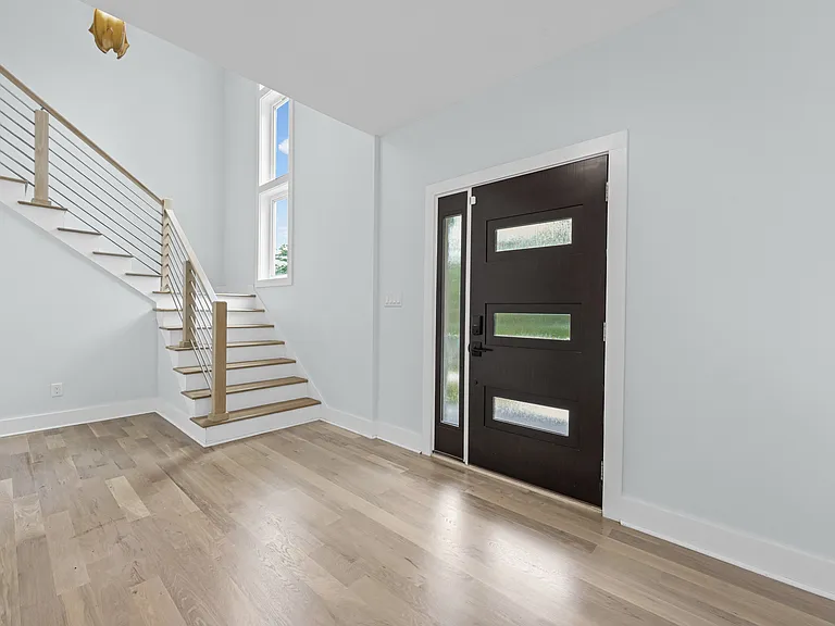 2045 Glenwood Ave SE — Photo 5