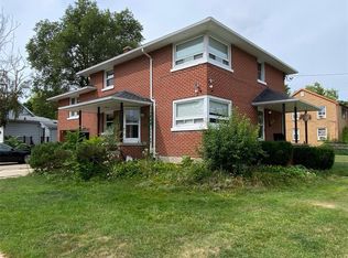 249 Elgin St, Sarnia, ON N7T 5B3