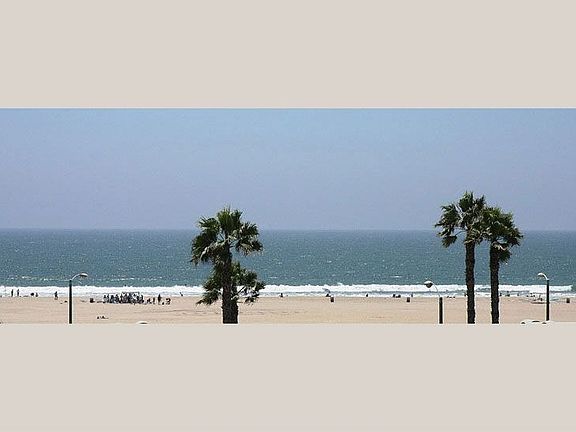 3rd image of 110 Ocean Park Blvd Unit 404