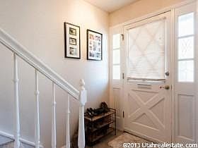 4th image of 622 E Spring House Ln