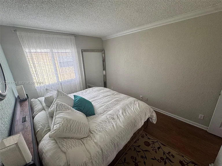 2660 NE 8th Ave #215 — Photo 10