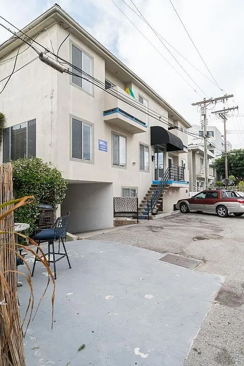 112 Catamaran St — Photo 2