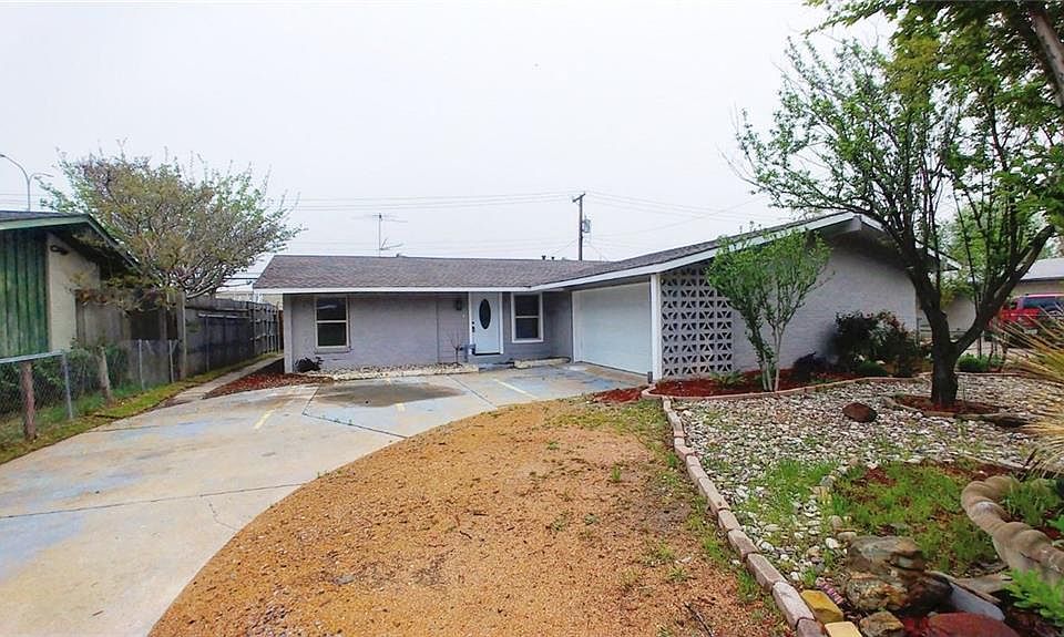 1st image of 12127 High Meadow Dr