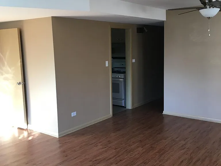 7342 W Carol St #1 — Photo 2