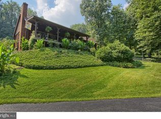 54 Speck Rd, Mohnton, PA 19540