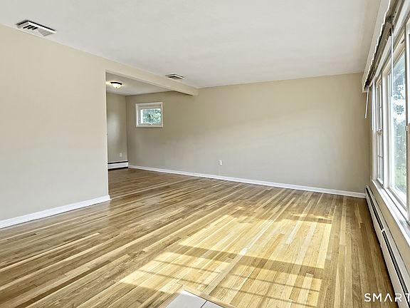 4th image of 65 Benham Hill Road