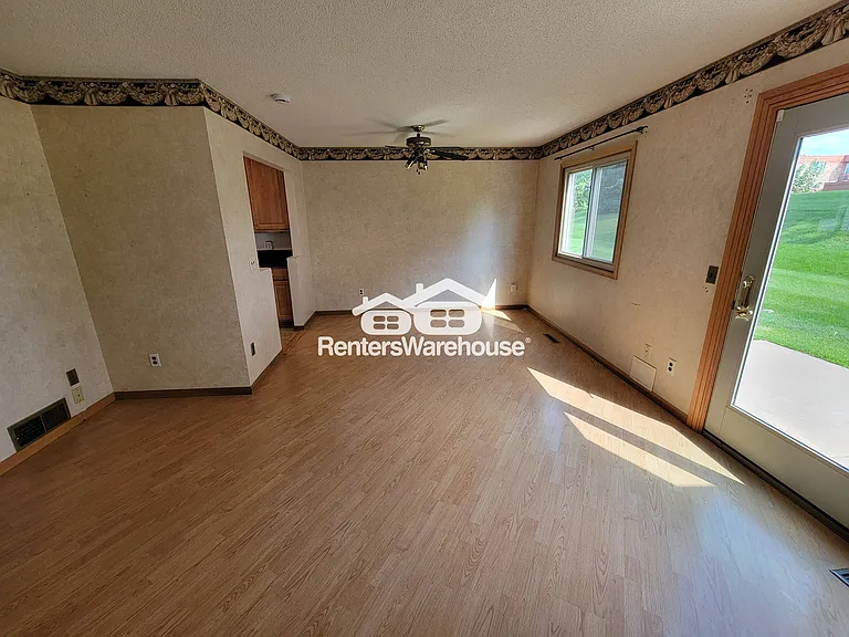 1331 67th Ln N — Photo 12