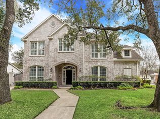 258 Plantation Rd, Houston, TX 77024