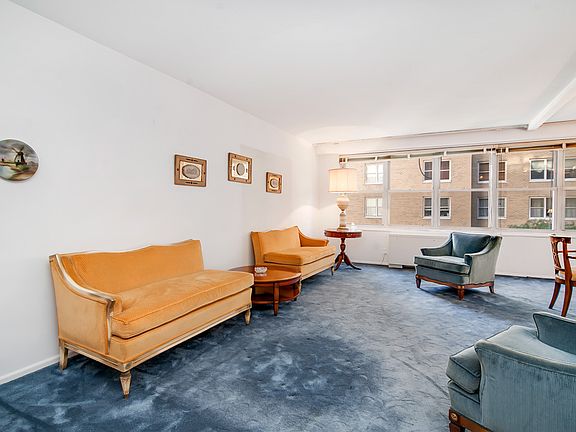 4th image of 1461 1st Ave #5C