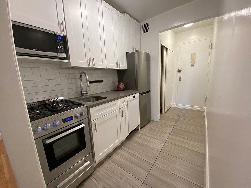 1st image of 326 Columbus Ave APT 3K