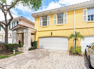 37 Tall Oaks Cir, Tequesta, FL 33469