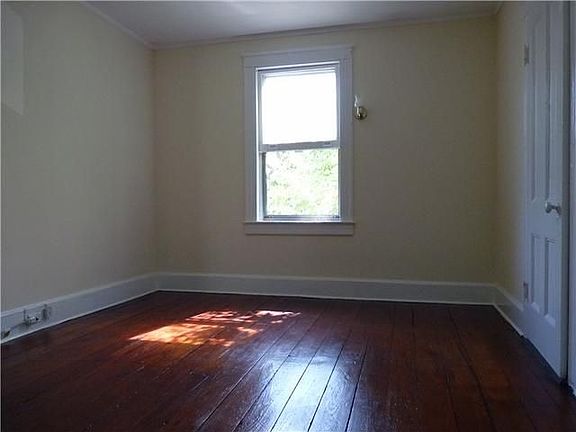 5th image of 64 S Midland Ave
