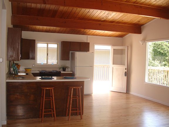 4th image of 6213 Lake Saint Clair Dr SE