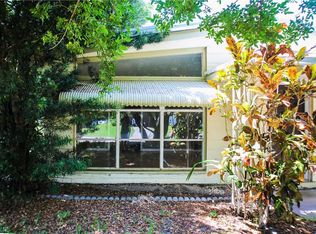 2306 S Radcliffe Pl, Bradenton, FL 34207