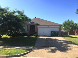 815 Breton Dr, Glenn Heights, TX 75154