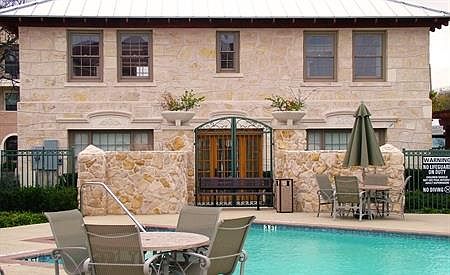 2nd image of 2803 Fredericksburg Rd #5305