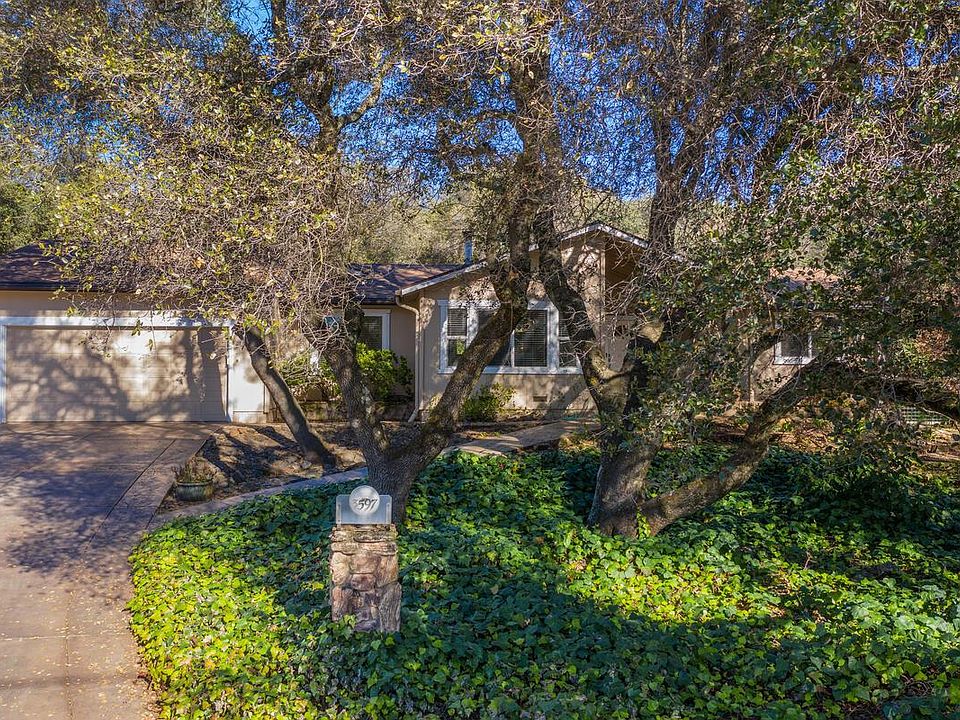1st image of 3597 Fairway Dr