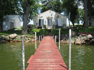 25461 McClelland Dr, Spirit Lake, IA 51360