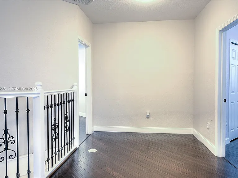 18355 NW 89th Ave — Photo 14