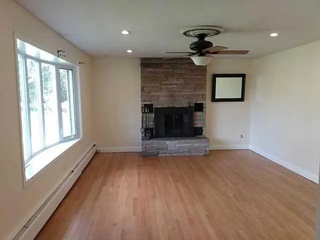 307 Wildwood Dr — Photo 3
