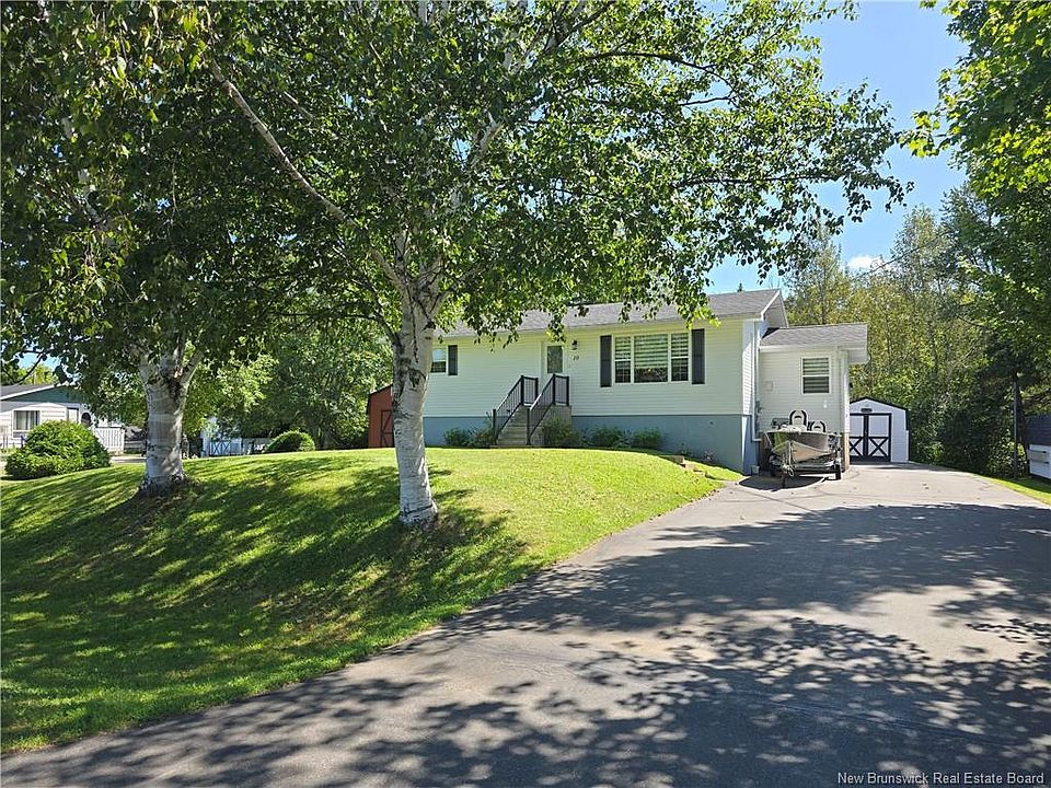 1st image of 10 Bertin St