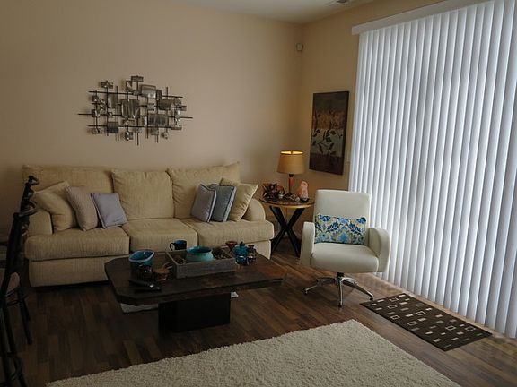4th image of 2000 Limestone Ln #2000