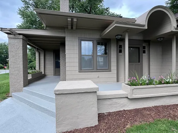 2370 Fontenelle Blvd, Omaha, NE 68104