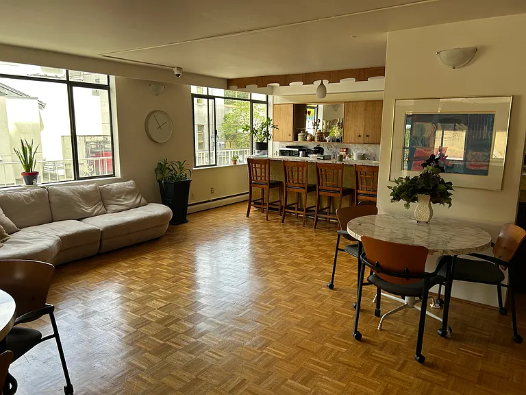 1985 Bellevue Ave #1003 — Photo 6