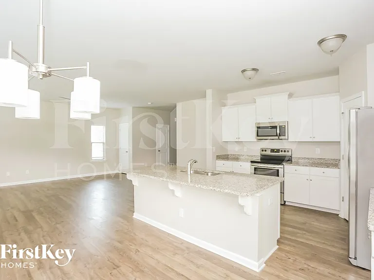 1703 Rocky River Rd — Photo 6
