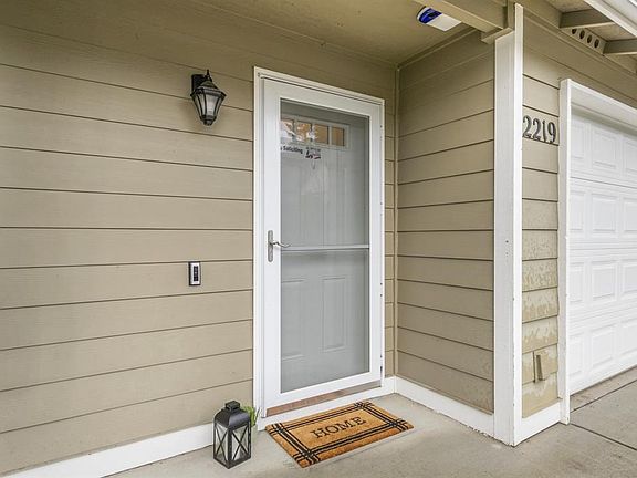 2nd image of 2219 SE Abernathy Ct