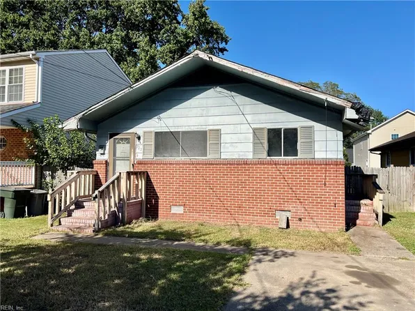 722 Ridgeway Ave, Hampton, VA 23661