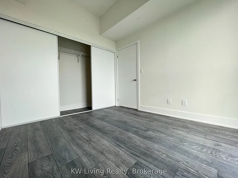 188 Fairview Mall Dr #816 — Photo 13