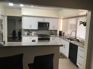 2030 N 49th Ave, Hollywood, FL 33021