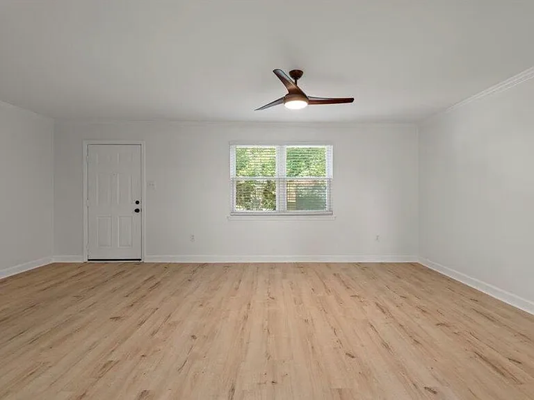 415 Parkdale Dr #8E — Photo 27