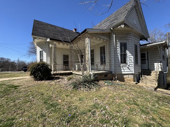 185 Church St, Dover, TN 37058