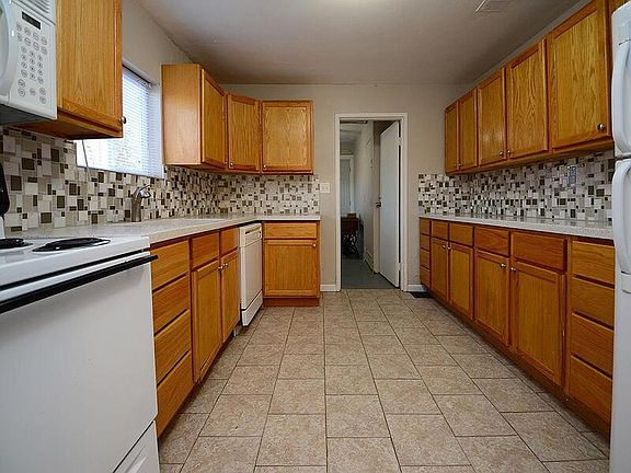 4th image of 1518 Avenue N