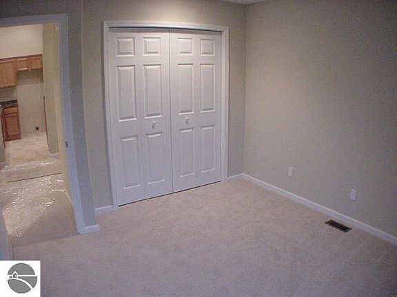5th image of 6533 Macdonald Rd